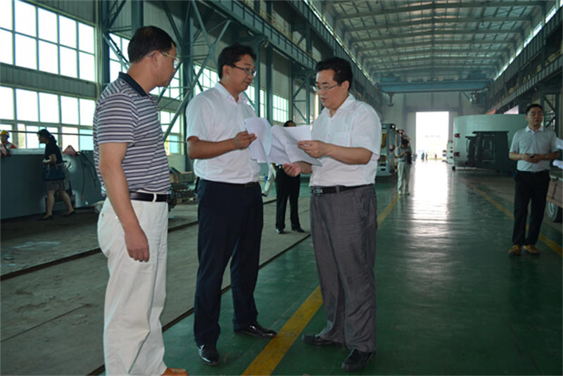 河南新鄉(xiāng)副市長王玉民到中鐵工程裝備集團設(shè)備公司調(diào)研